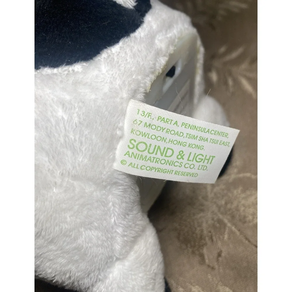 Sound N Light Animatronics Christmas Cow Mooing Moo Caroling Carols Critter